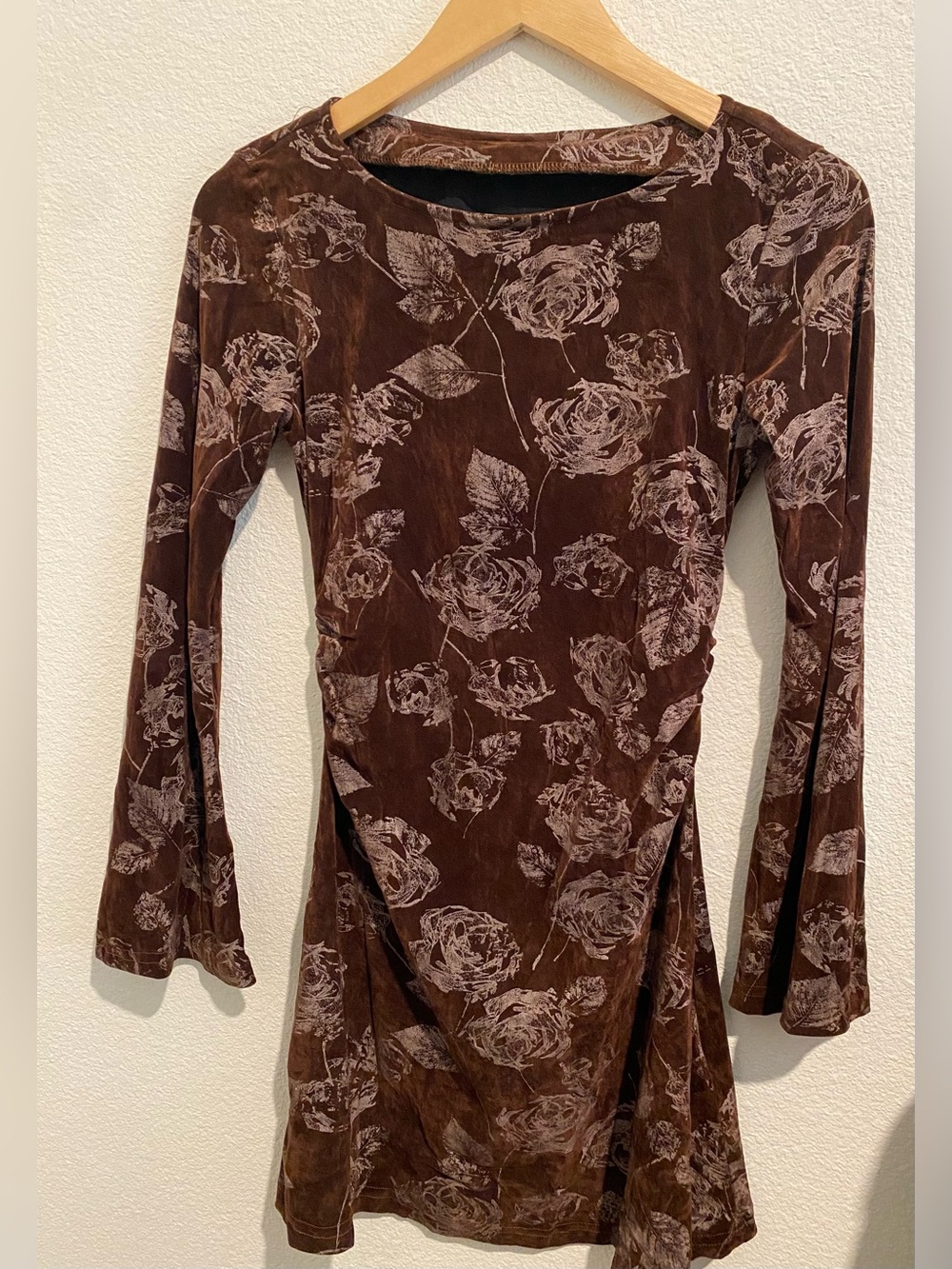 Cider Brown Floral Velvet Long-Sleeve Dress